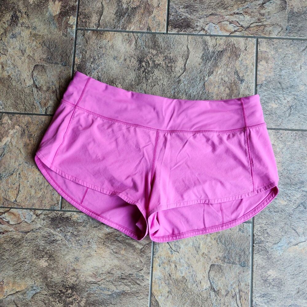 (8) Lululemon Speed Up Low-Rise Lined Short 2.5"